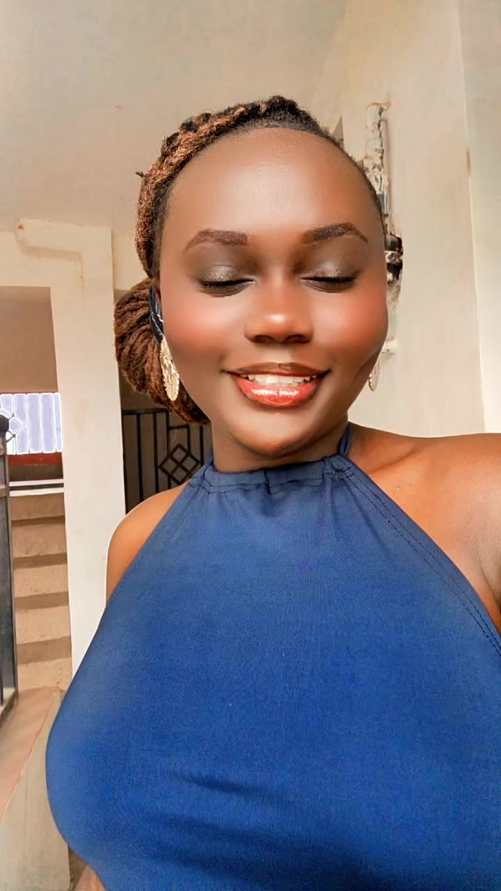 @sharya🖤💋🌹