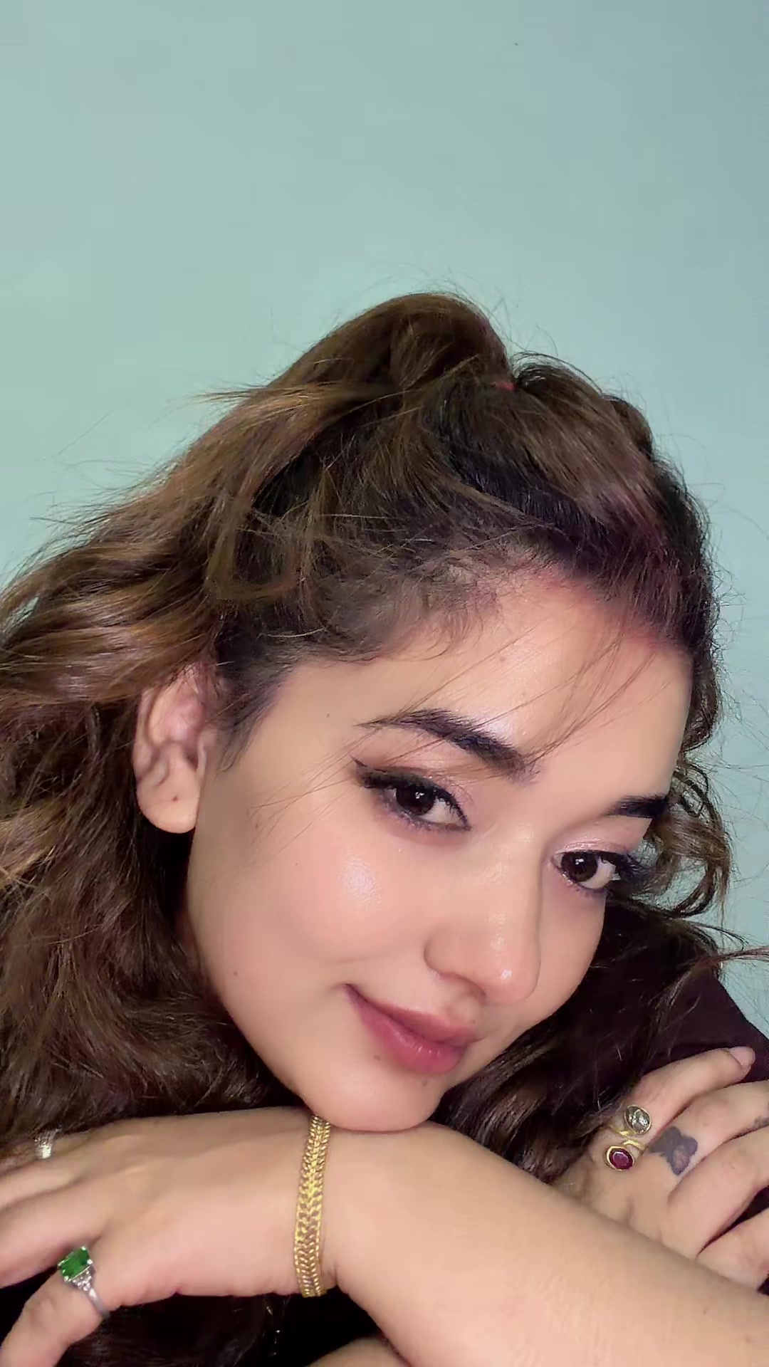@Shiksha KC🕊🧿🦚