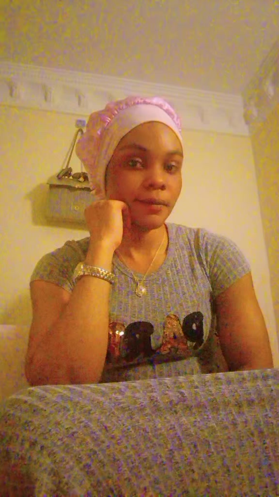 @happy gal 256