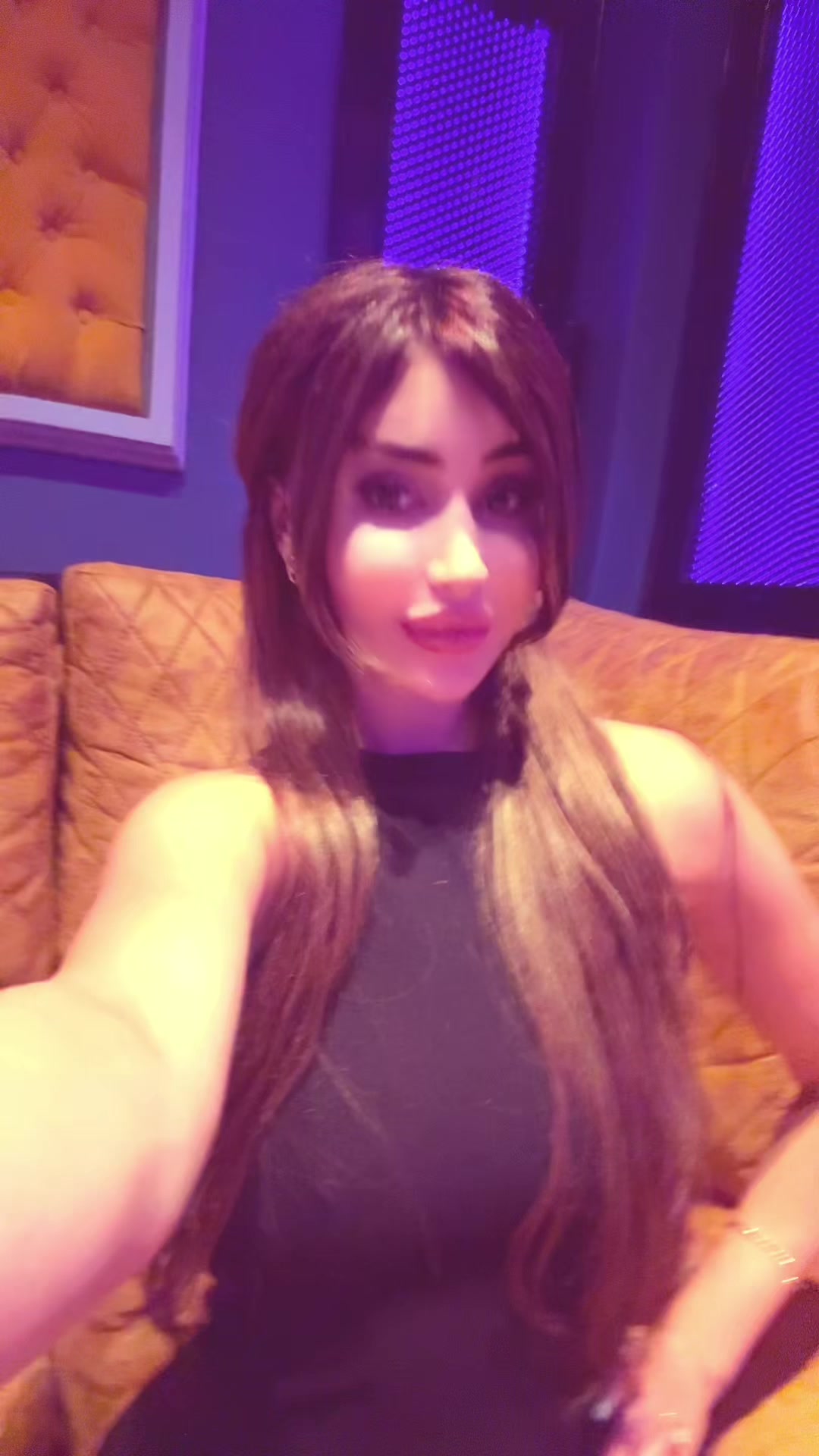 @Məleykə Akbərli