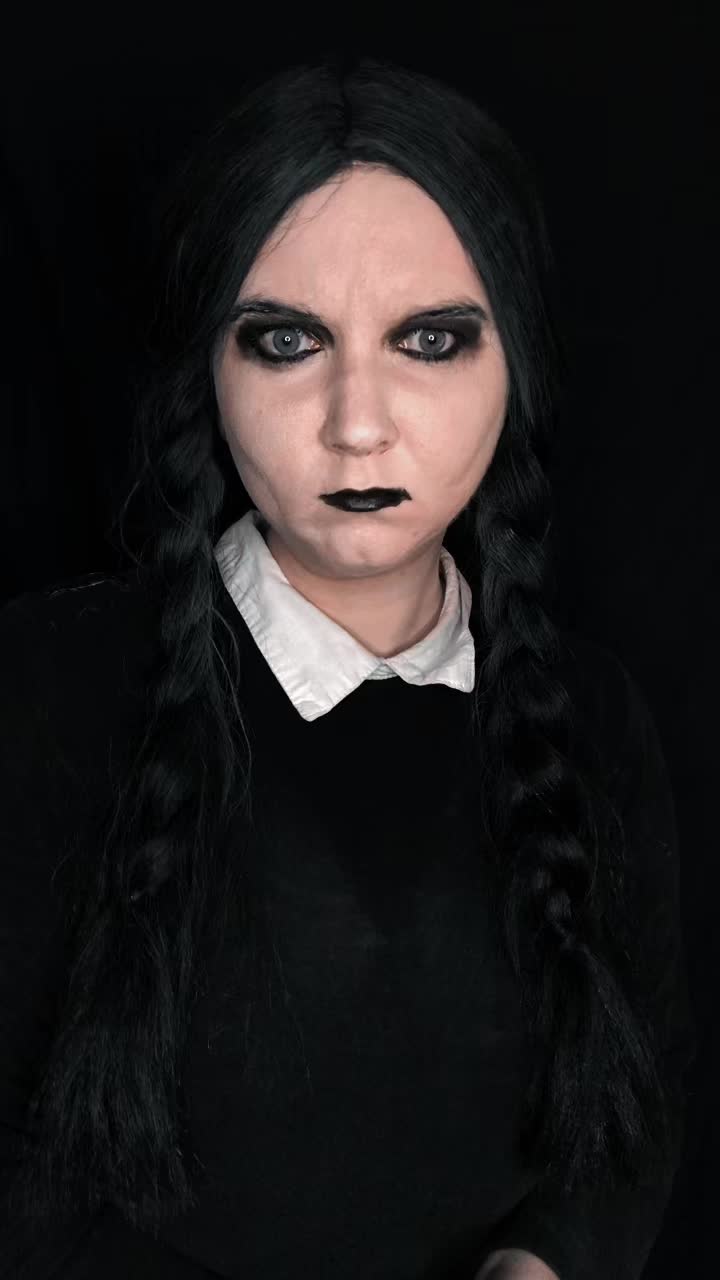 @Wednesday Addams Cosplayer🖤