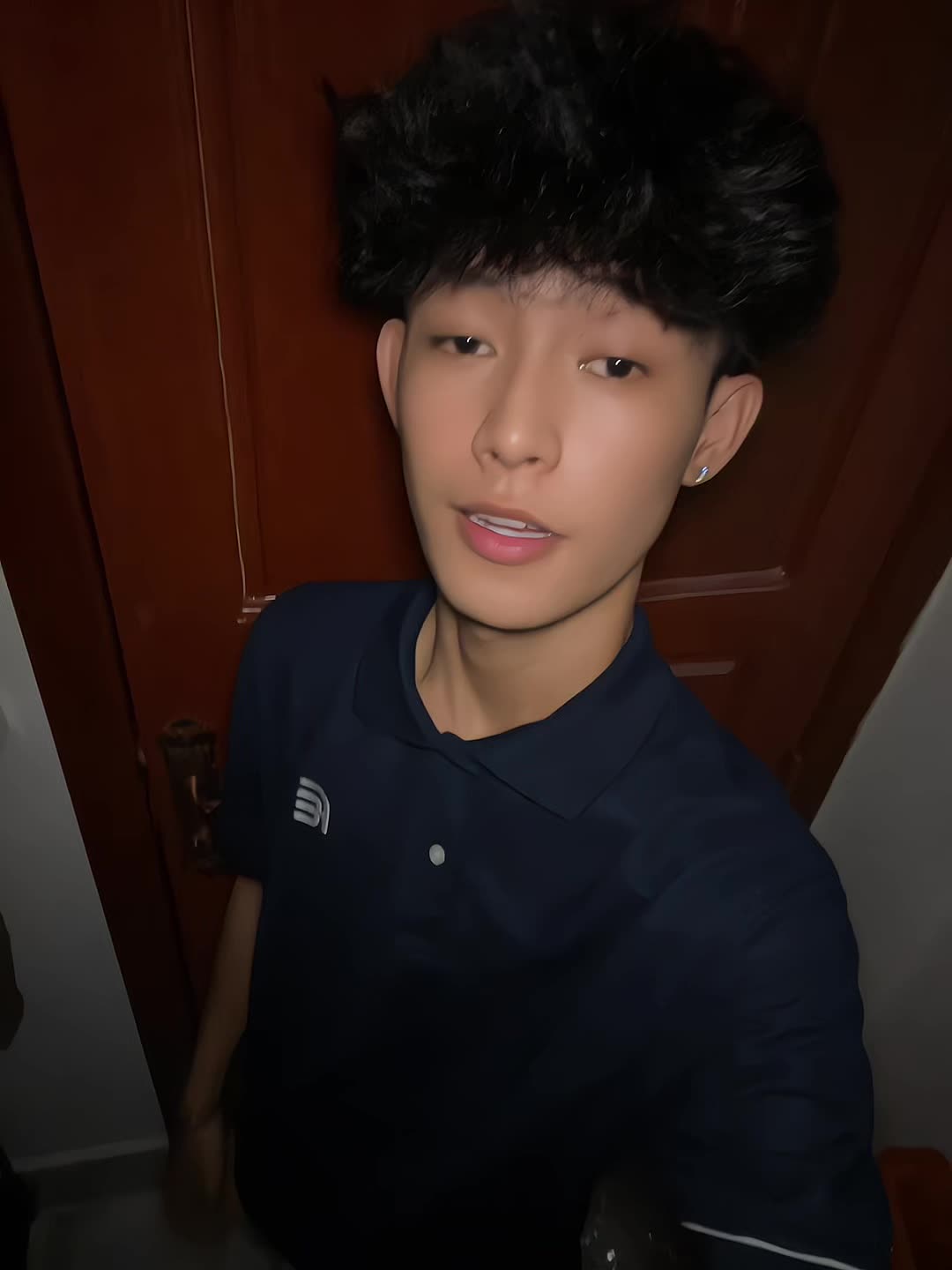 @CHHOŘNG~CHHOŘNG