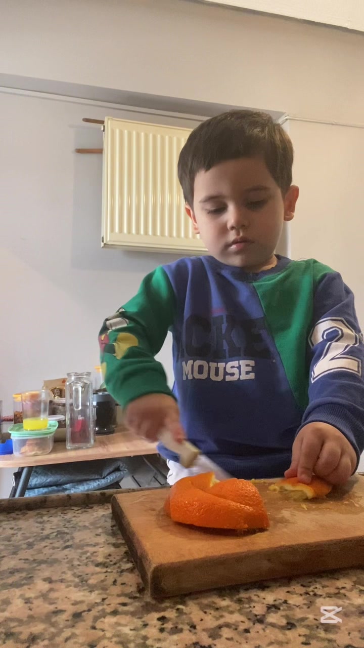 @&Ouml;ğretmen anne ✅ 🍏