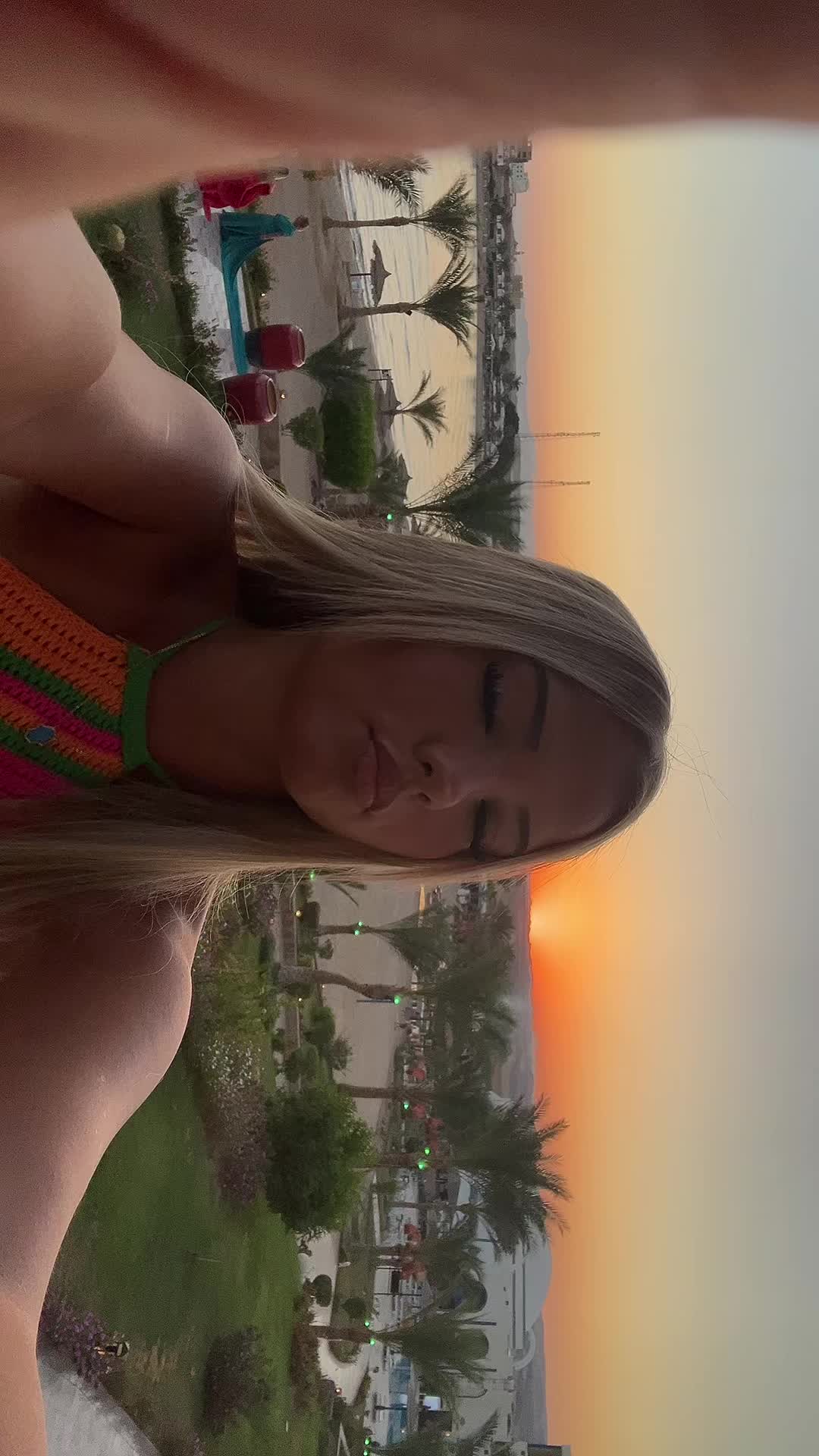 @emilyemnn