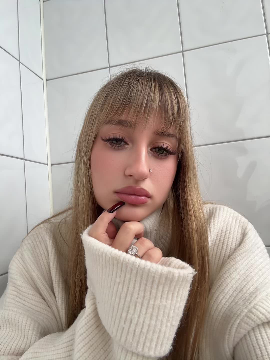 @Москвитина