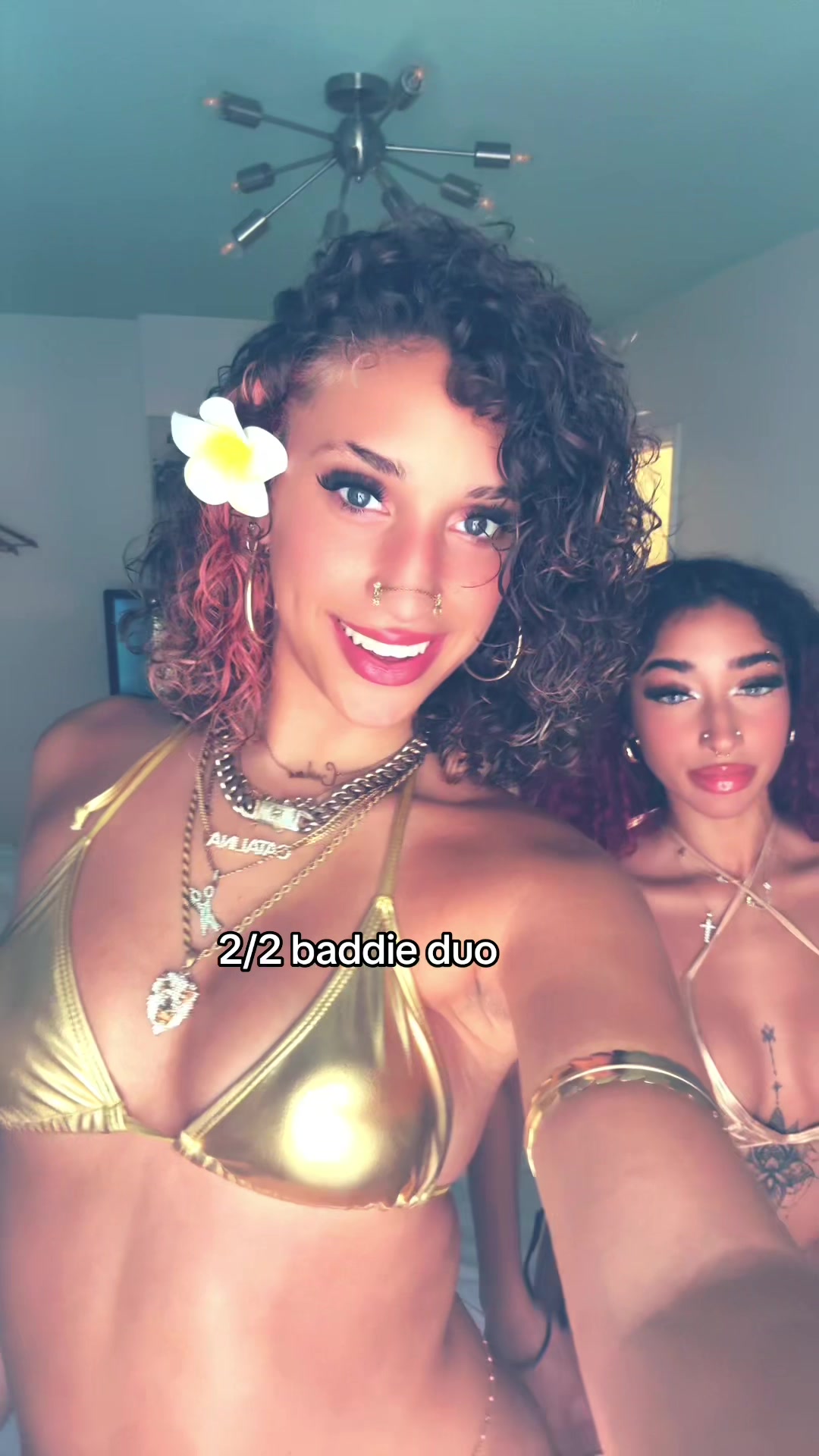 @Nichole_11_