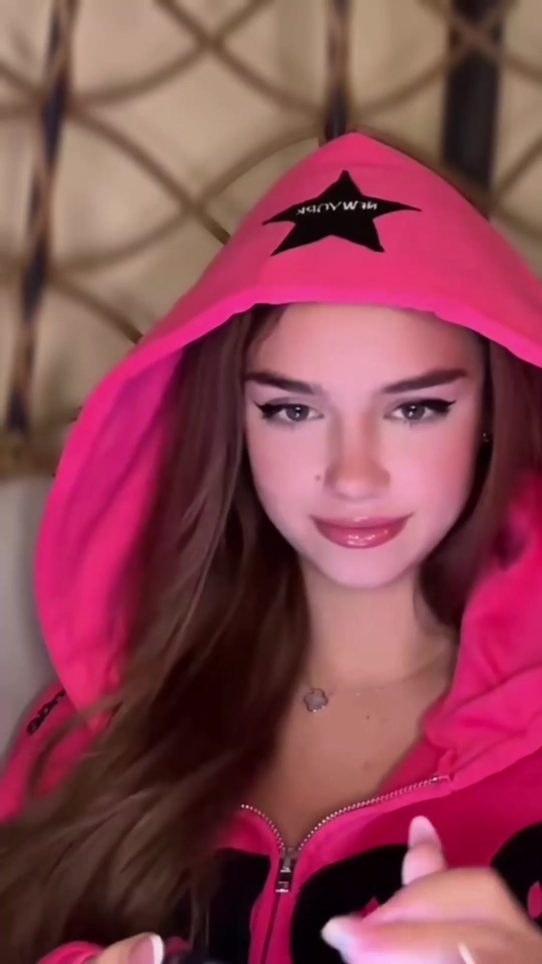 @AnnaWorld🍓