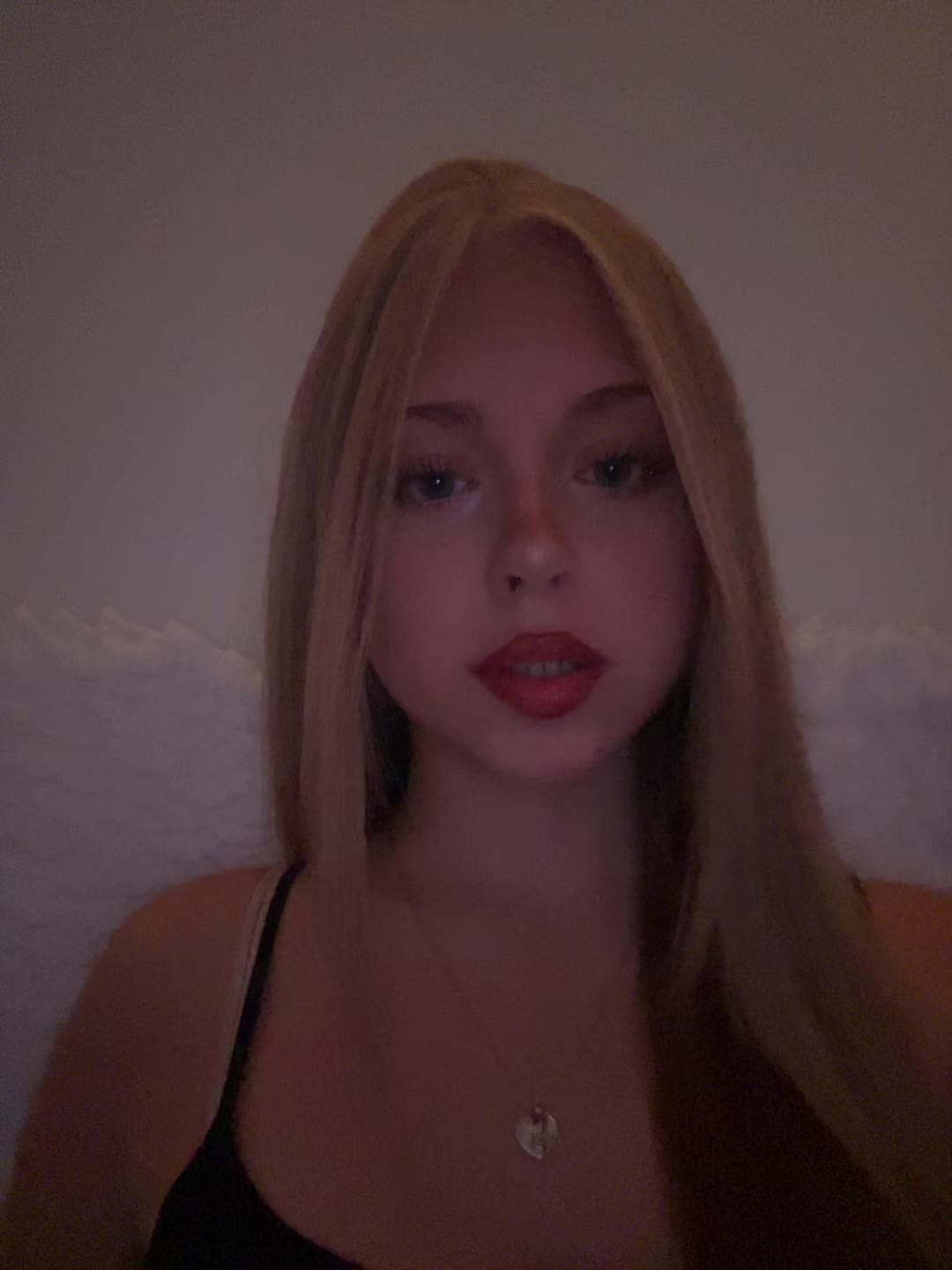 @zoemberassing