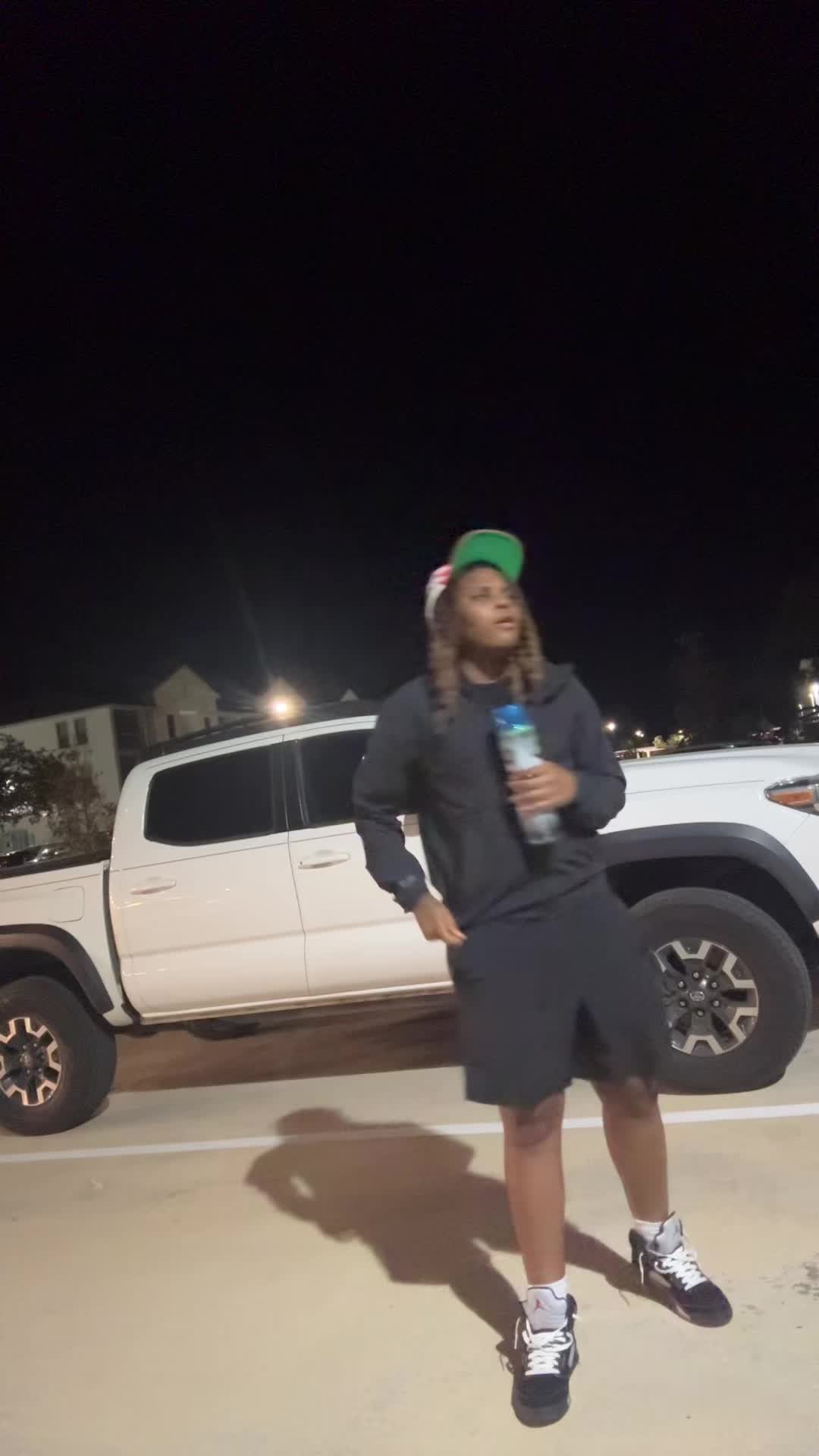 @yaskii