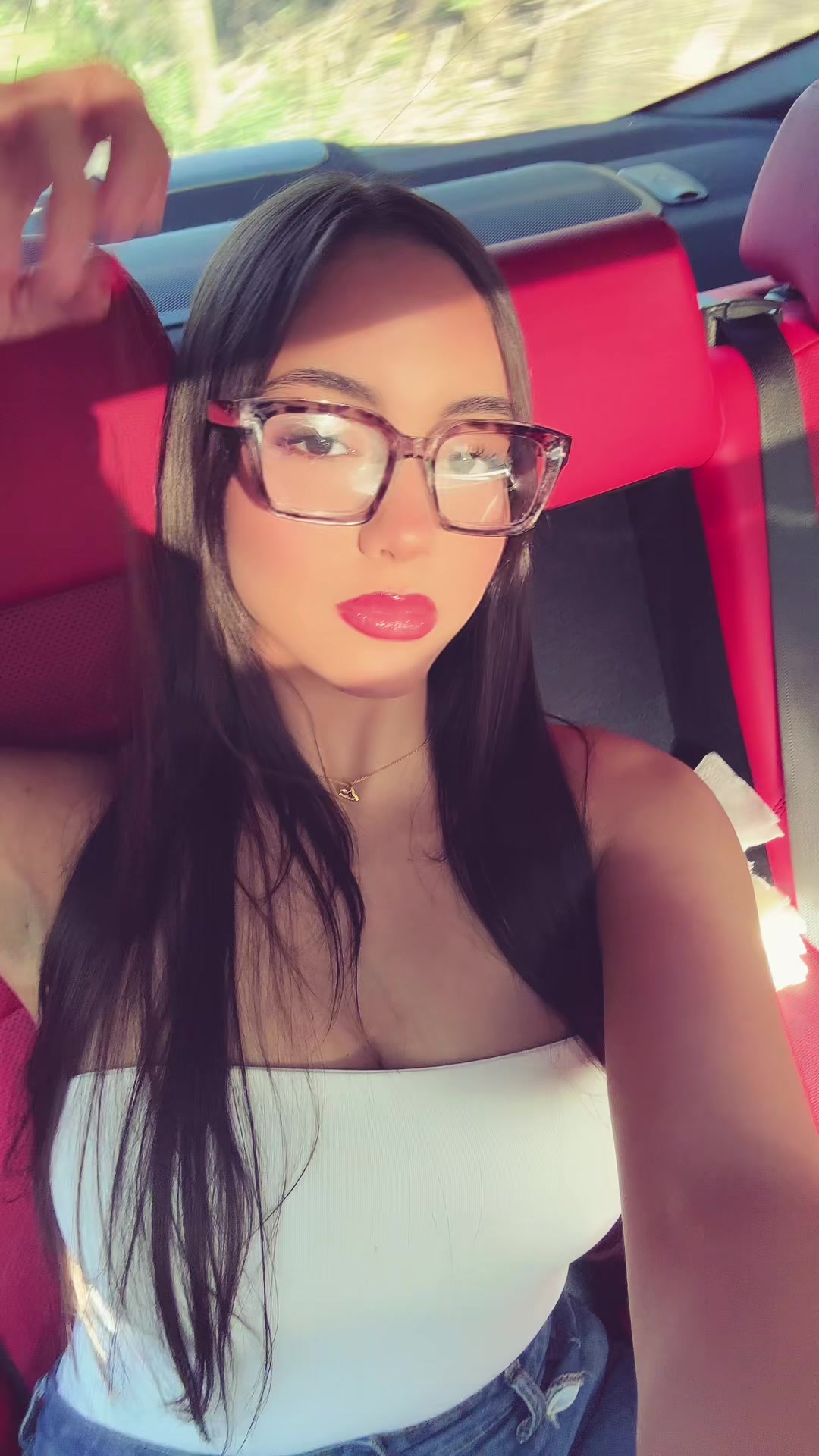 @𝙖𝙣𝙣𝙞𝙚 ★