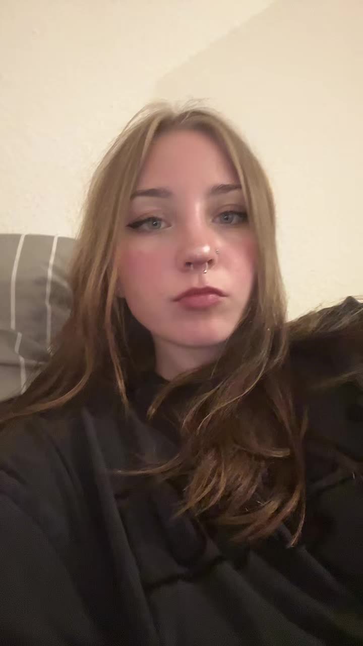 @𝓮𝓶𝓶𝓪 🎐💞