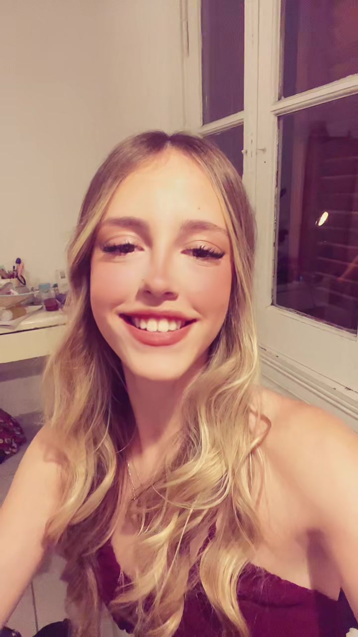 @Aniita😘