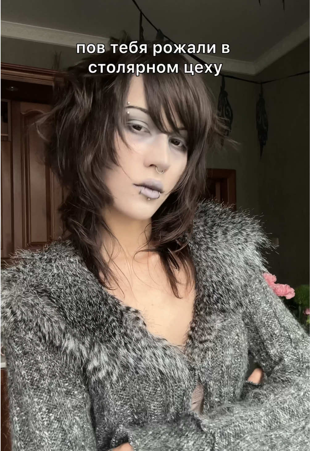 @лола