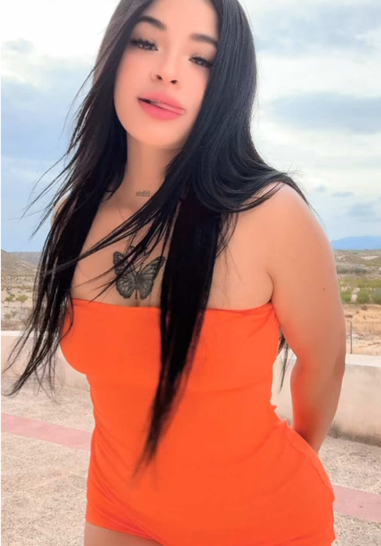 @Andreinaaa🦋