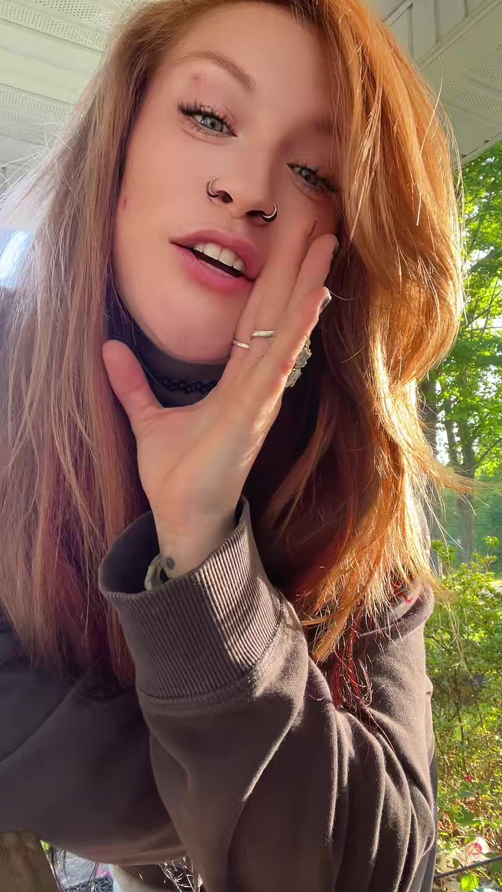 @BrittanyBoo🖤: RAARAO🦾🎧🎶