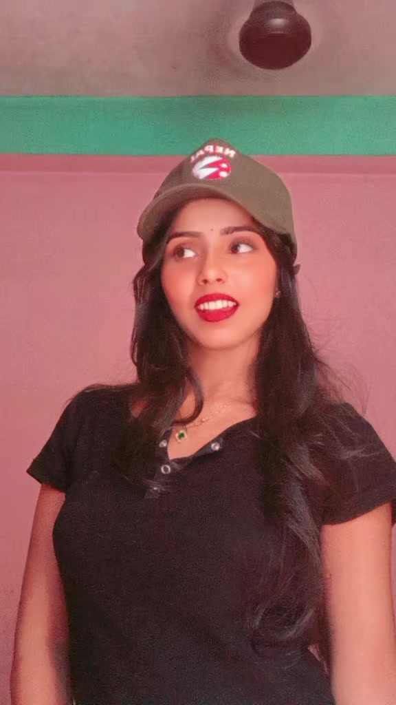 @rakhi thakur🌸🕊️