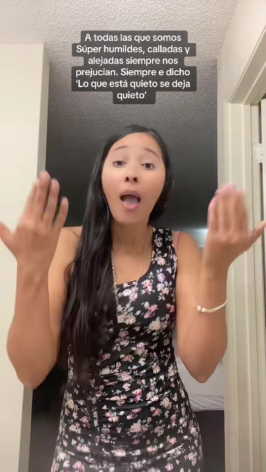 @Aniushka Parés 🦋👑💎