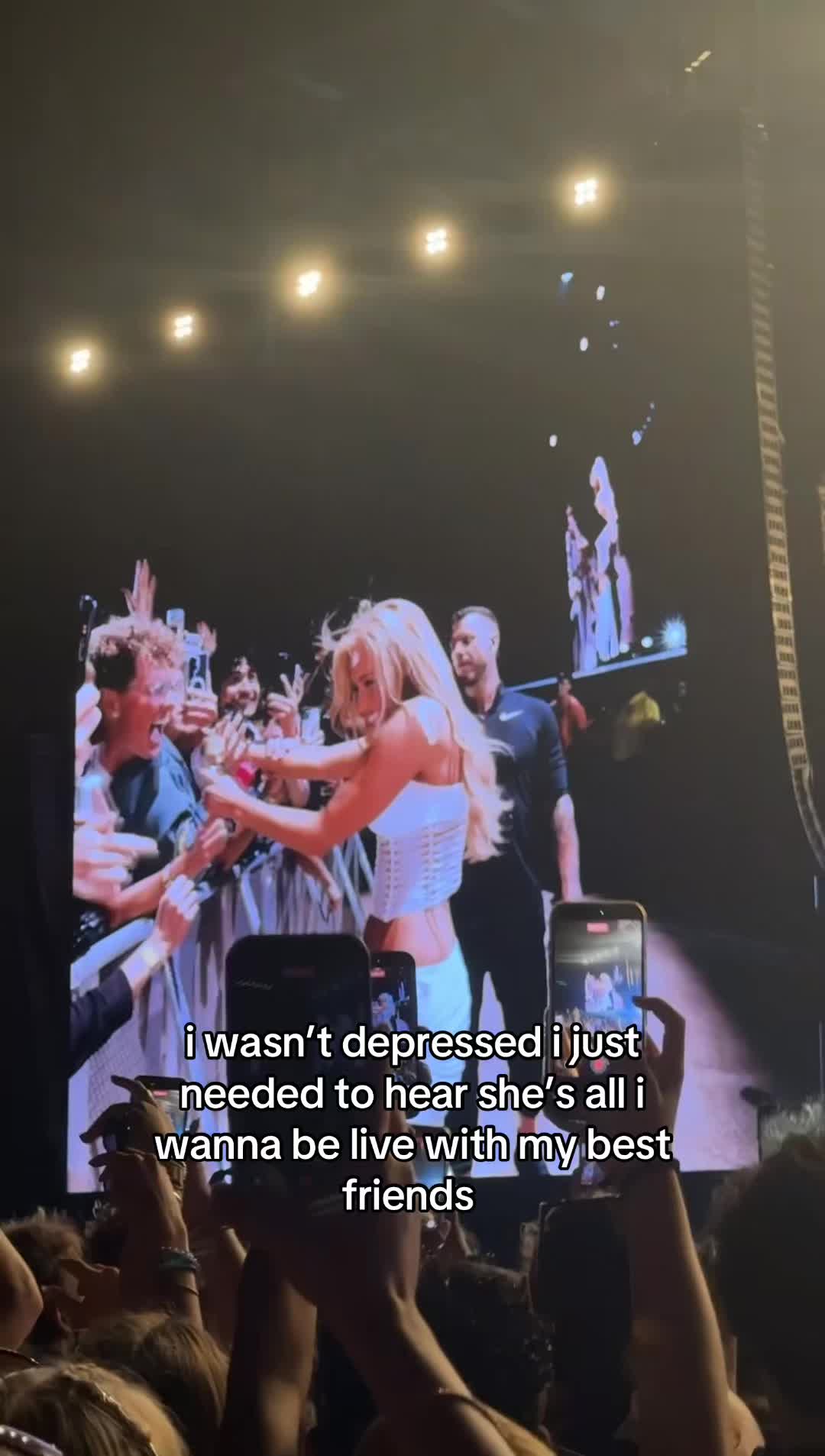 @bella ౨ৎ