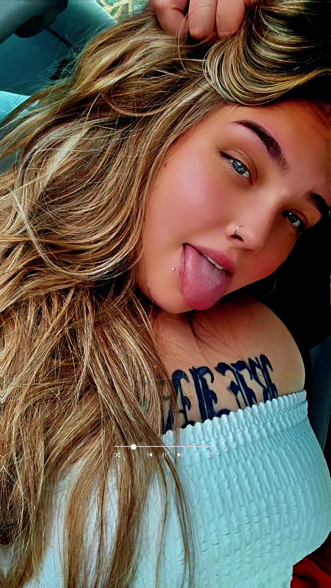 @🍒 Alana Barrett