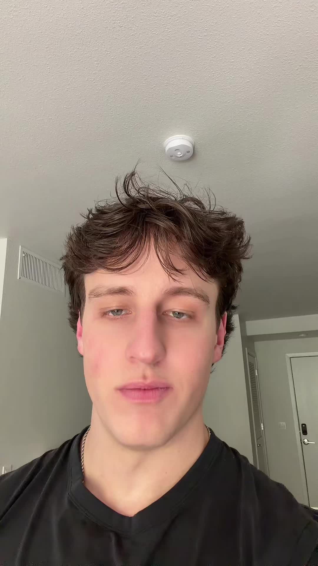 @julionomartello