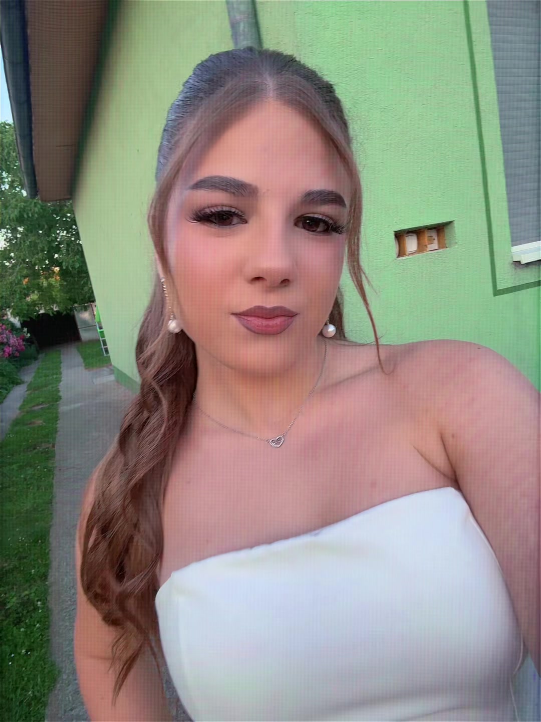@nina