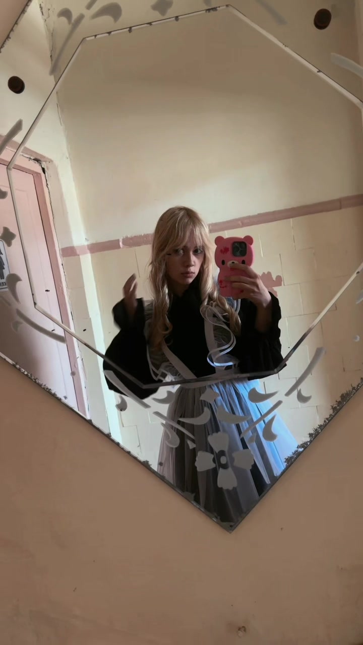 @миля
