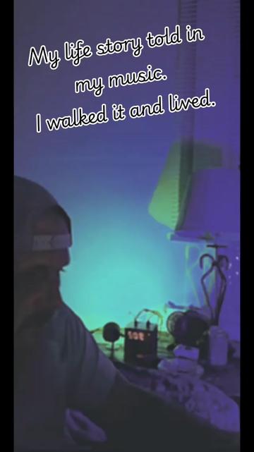 @Mike🎶🦈