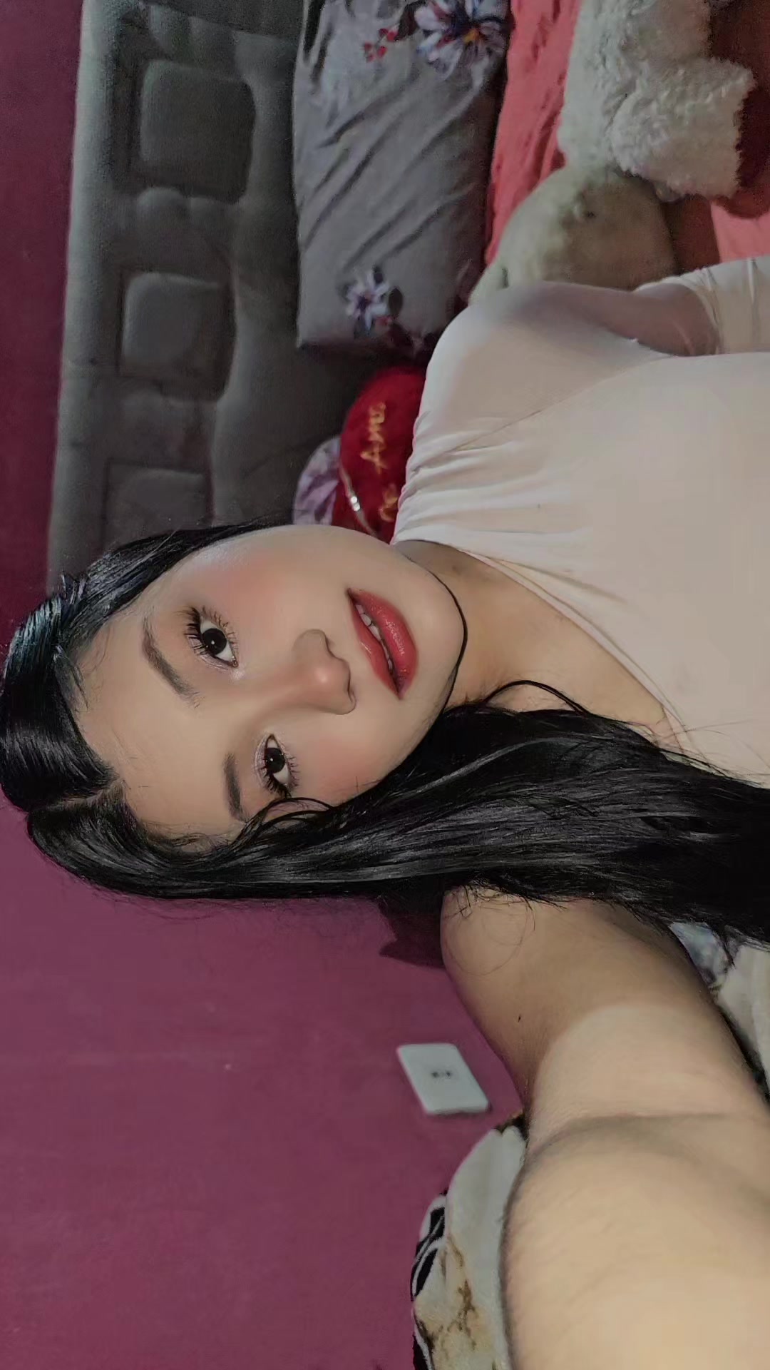 @Julieta🧿