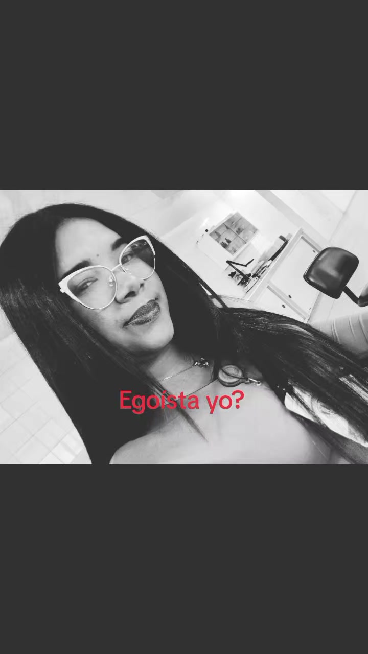 @👸Y