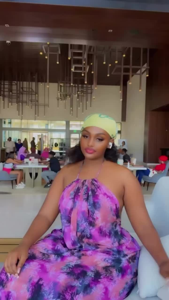 @WAMAMA WAKO HAPA