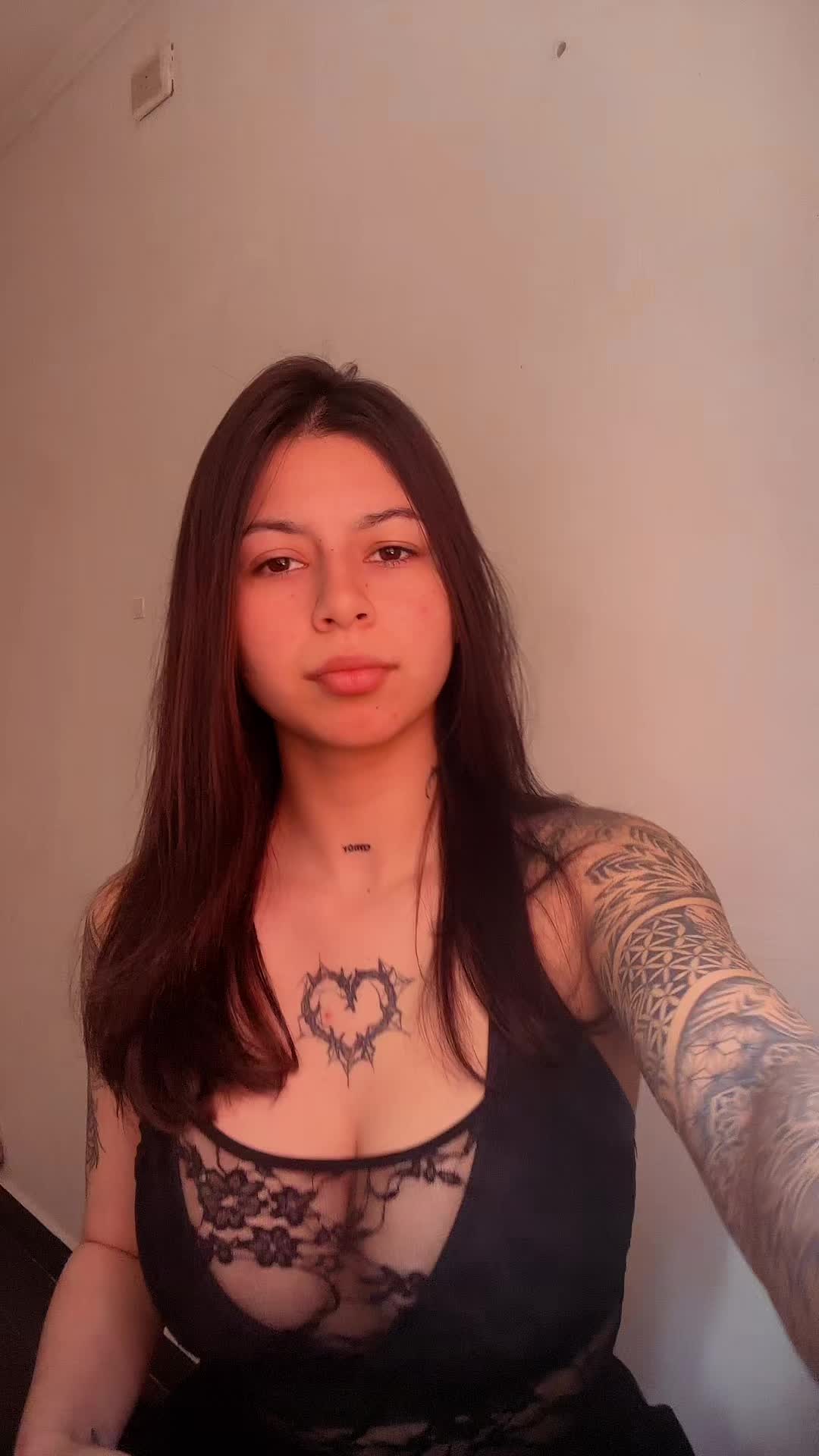 @Luz_valentina