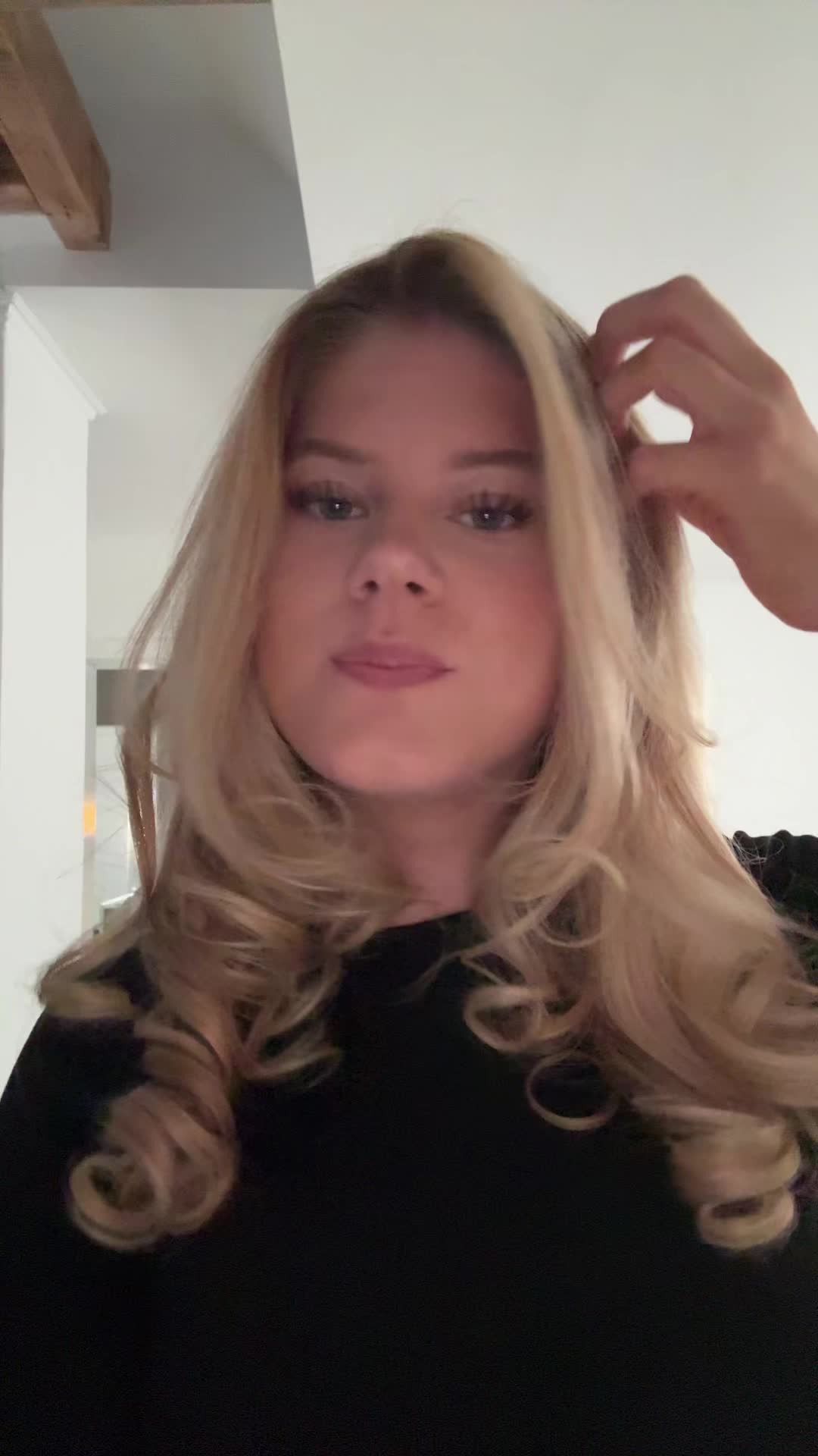 @𝐜𝐚𝐫𝐥𝐨𝐭𝐭𝐚