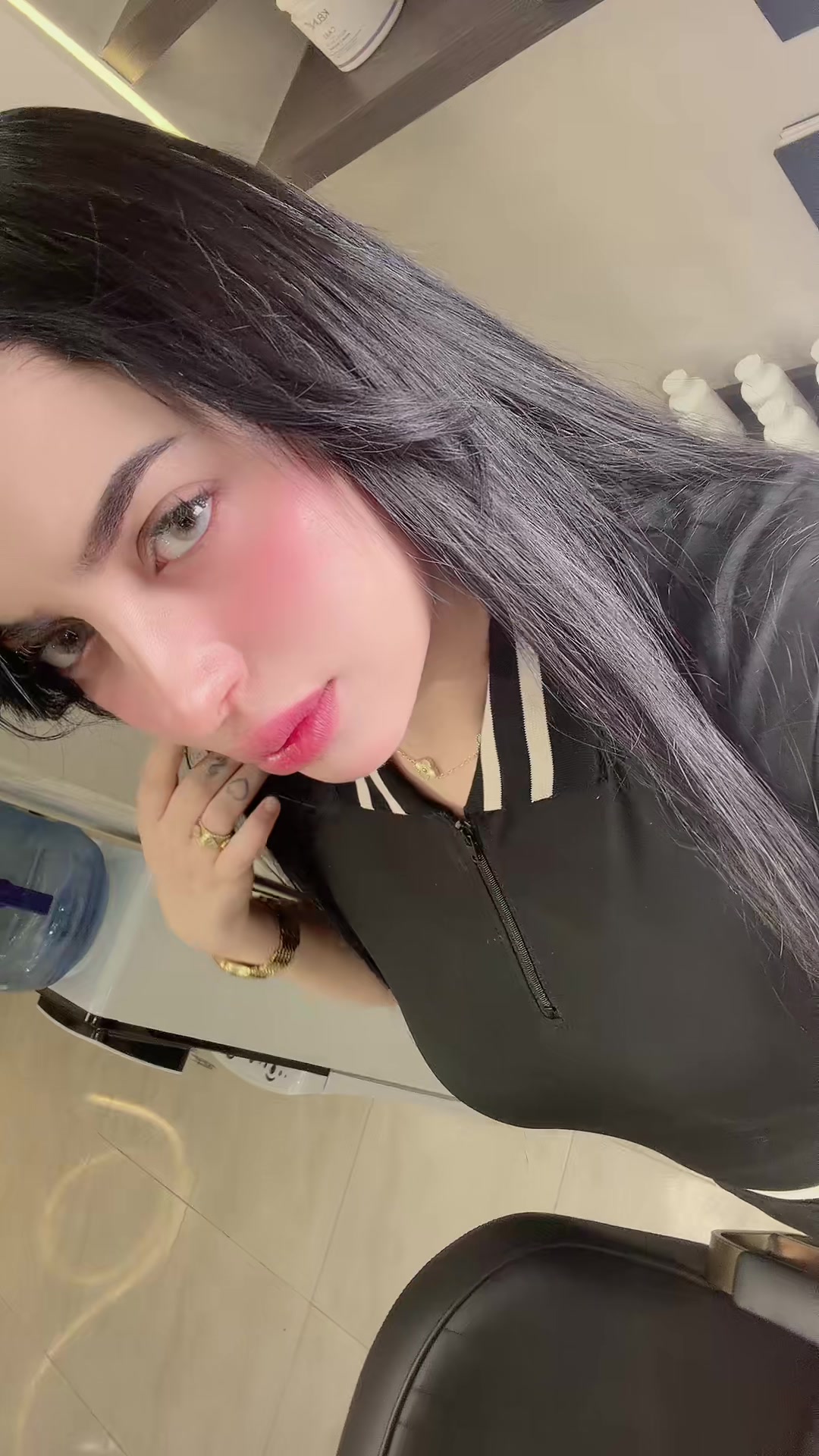 @بنت الحاج 🤑👑