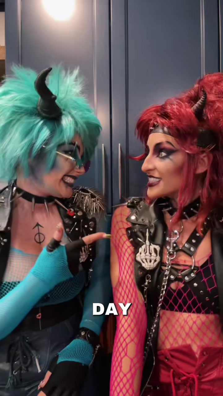 @CassandraCosplays
