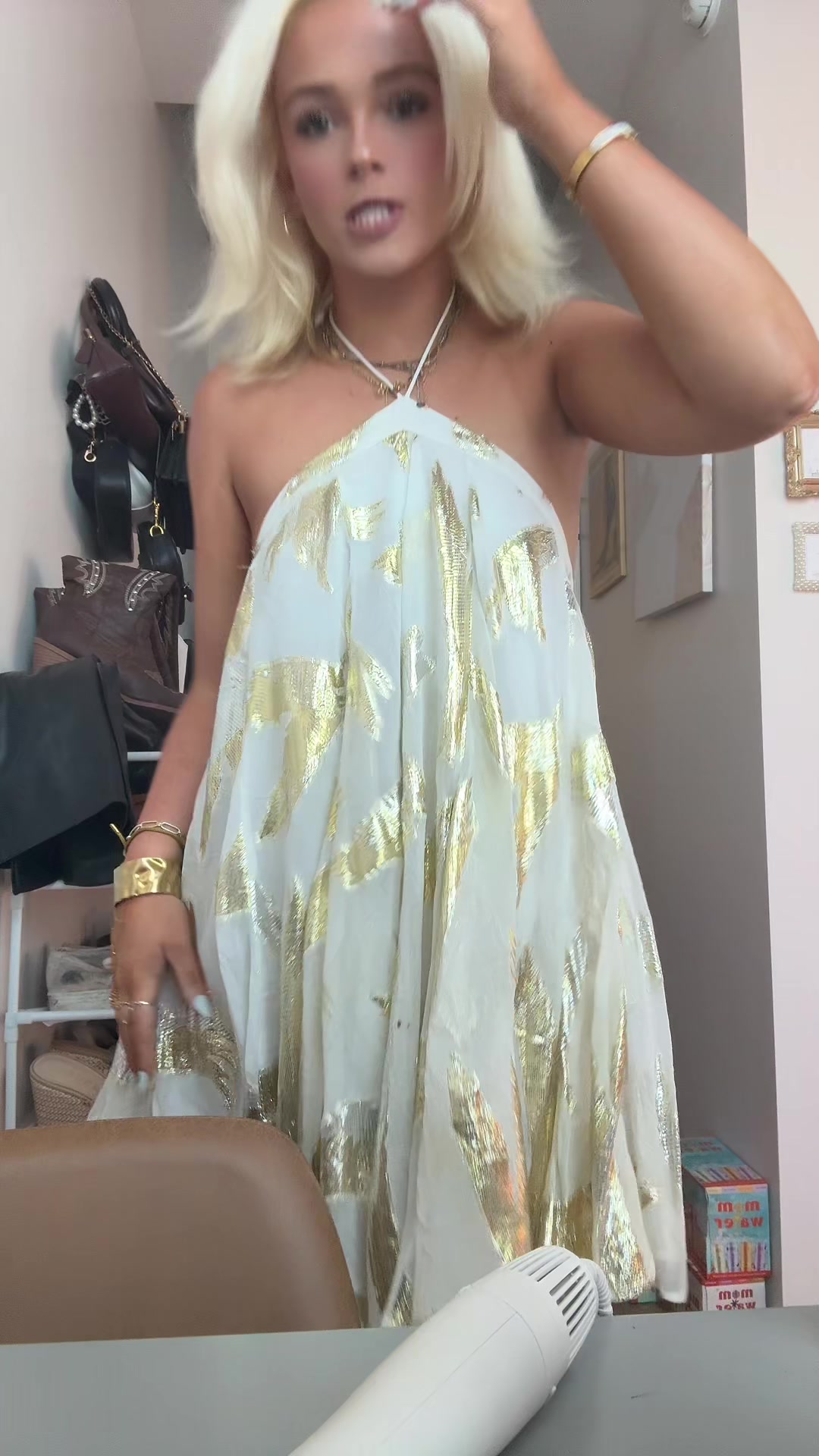 @whitneyagar2