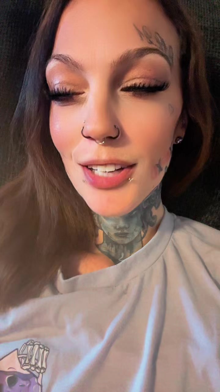 @CupcakeZ🧁