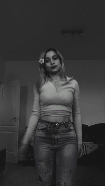 @𝓔𝓹𝓮𝓻𝓴𝓮❤😙🍓
