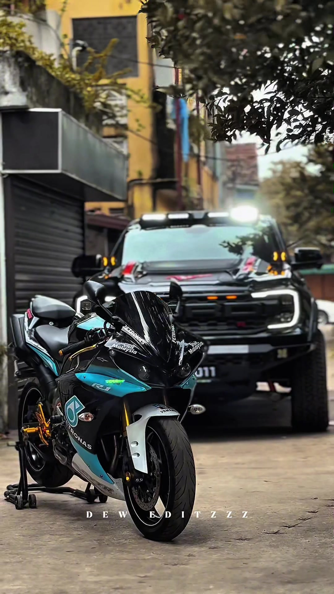 @𝑫 𝒆 𝒘