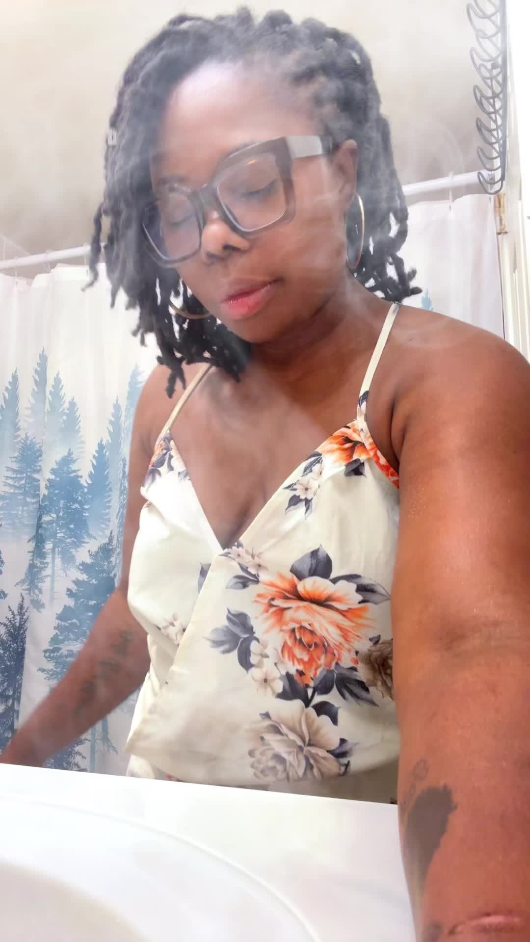 @The unfiltered Mimi’s podcast