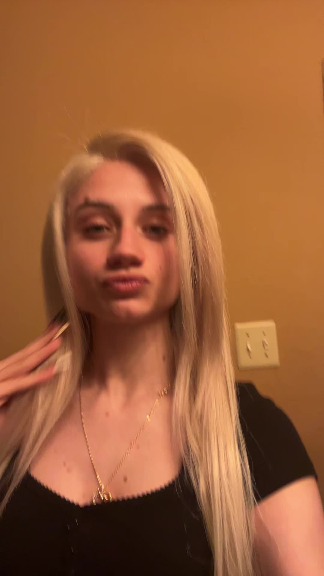 @madivarolaa