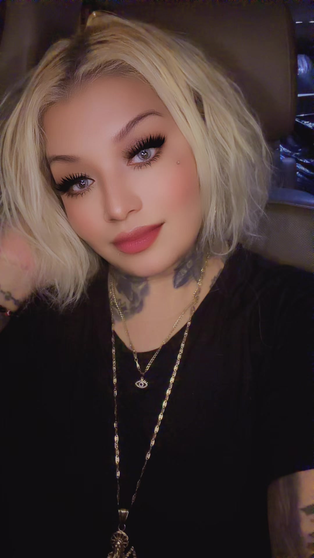 @Blonde