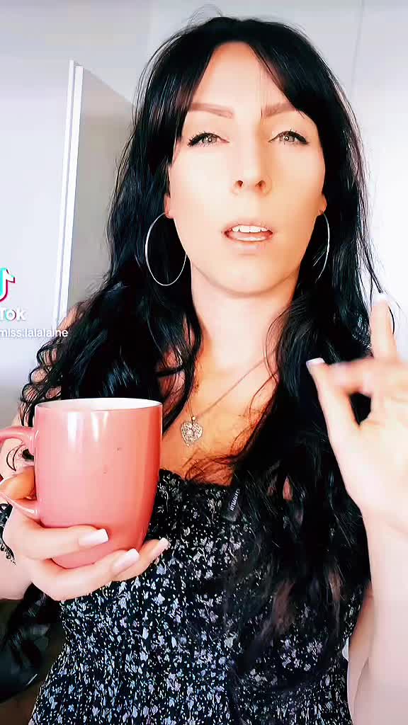 @🎭Lala🎭