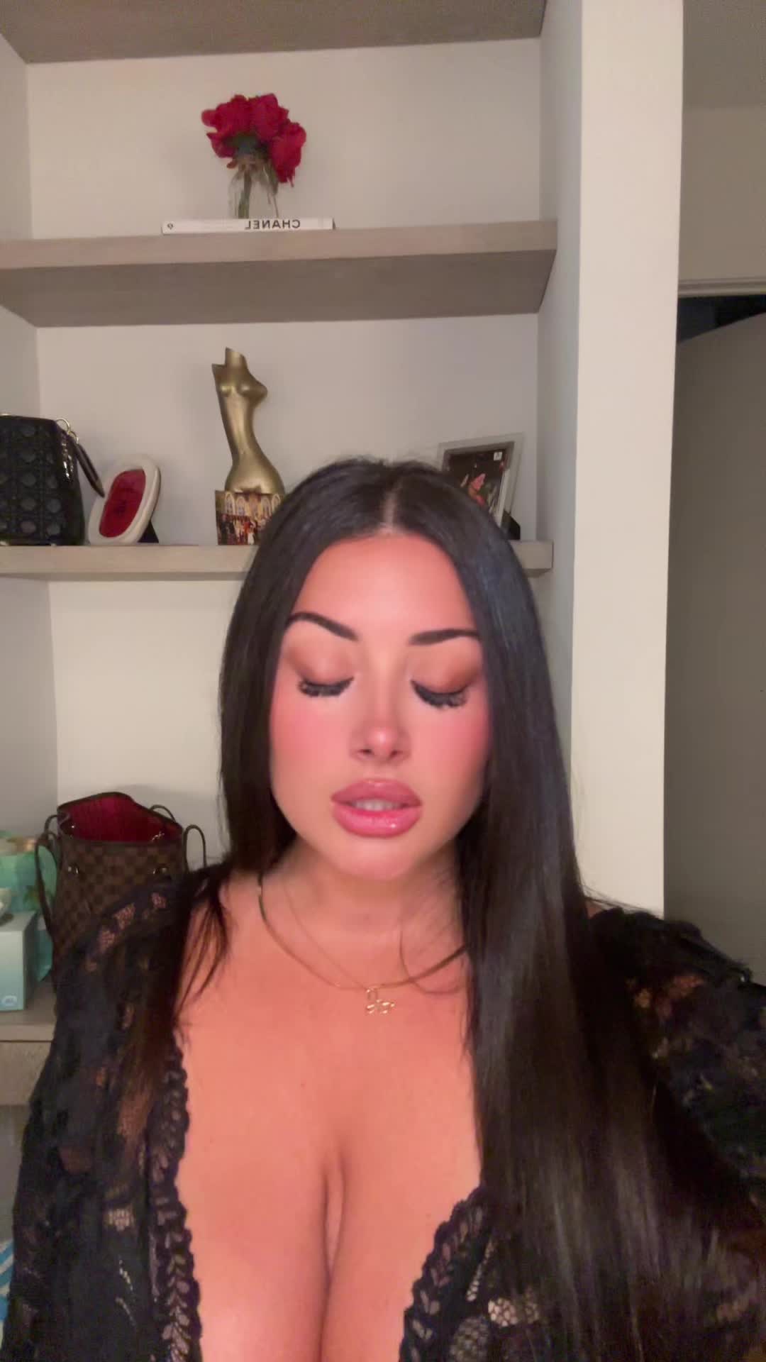 @Deeee