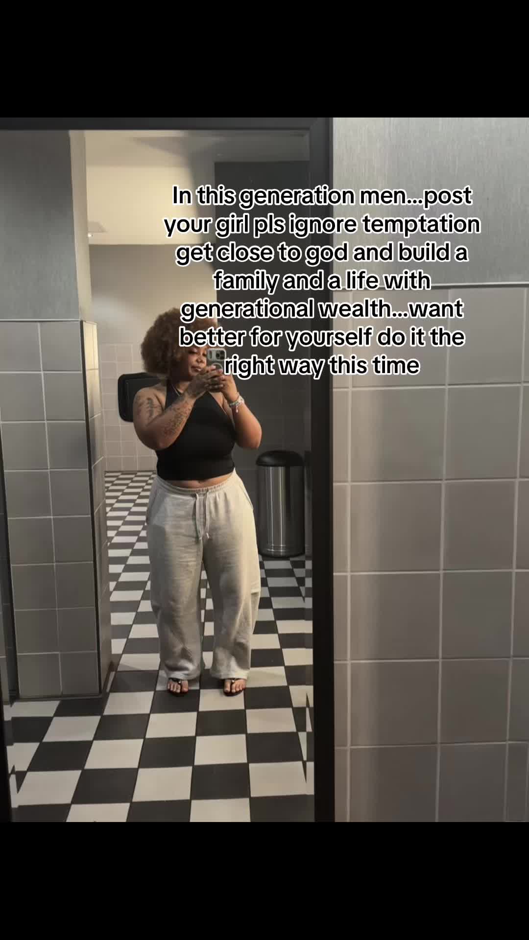 @thelyssarayne