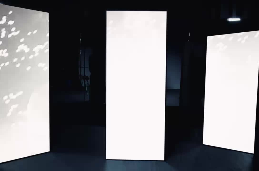 @Eix
