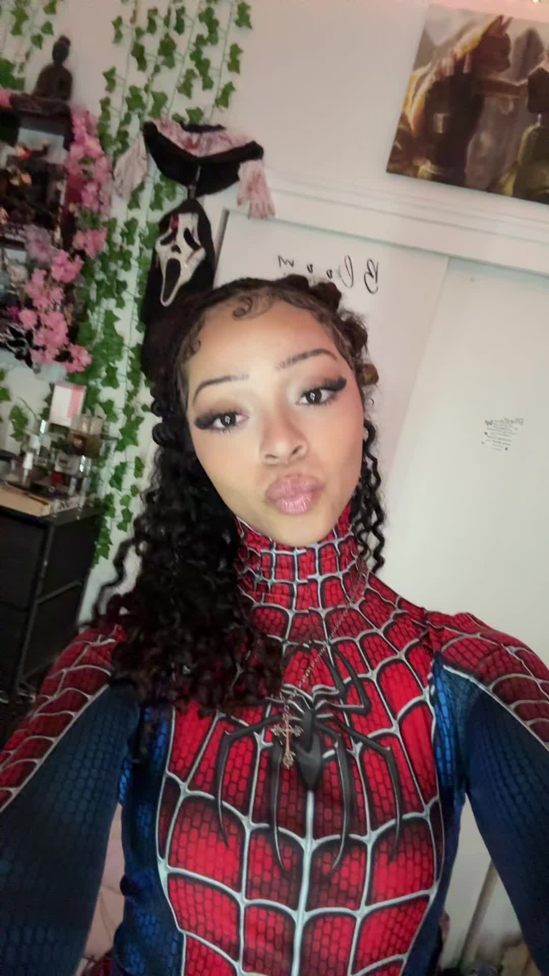 @✨
