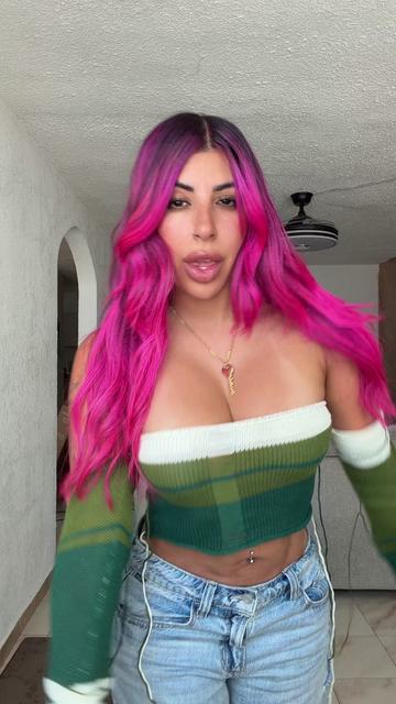 @🩷Frances Nieves🩷