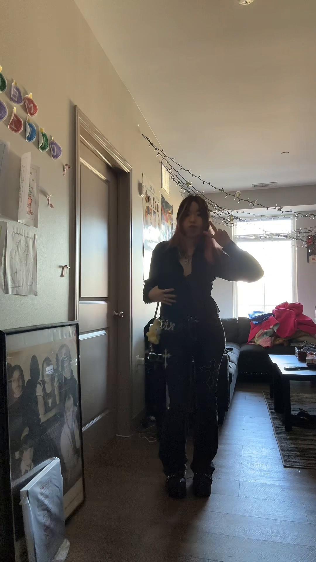 @mishy 🦖🍄👾🕹️