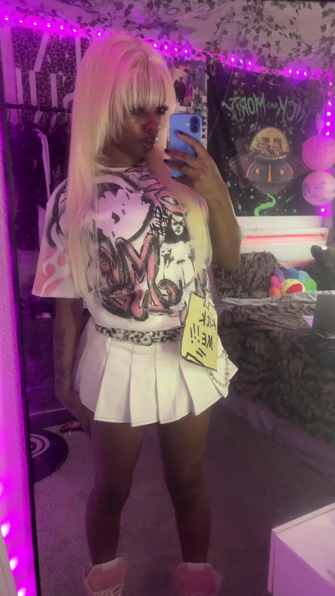 @️