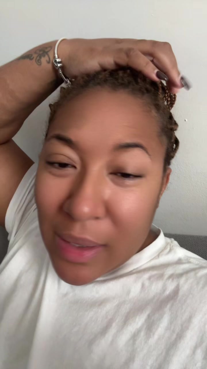 @Amina